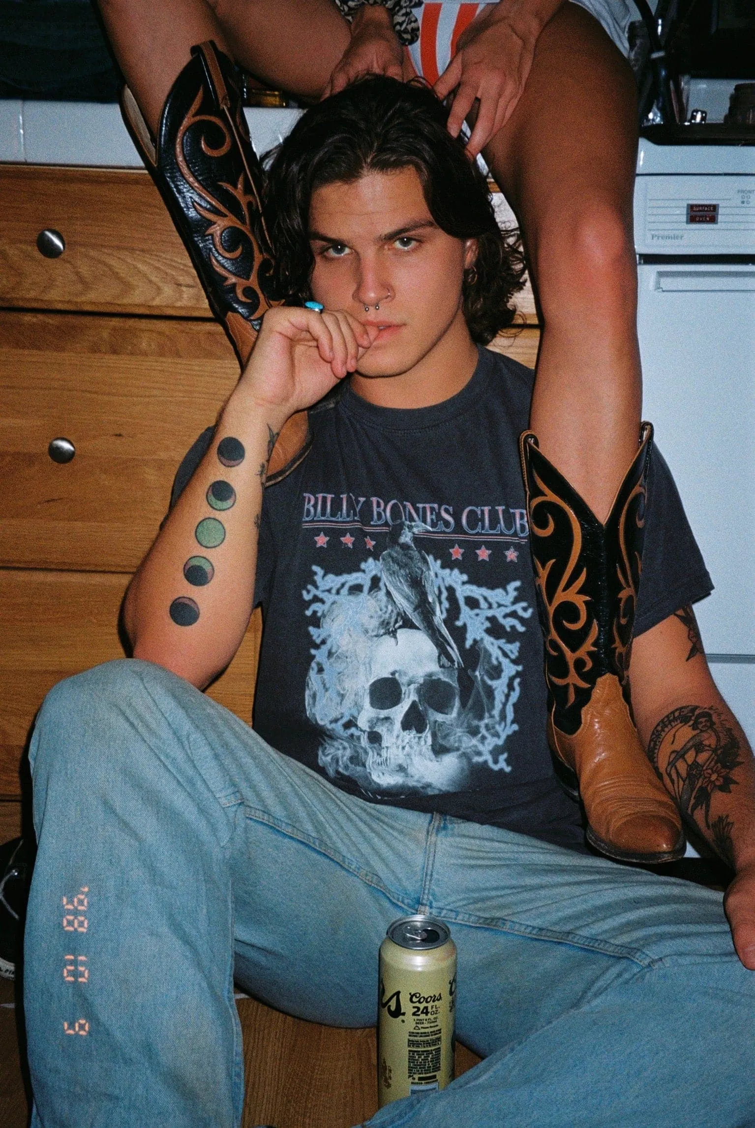 BILLY BONES CLUB DOWN WITH DEMONS UNISEX TEE - WASHED BLACK