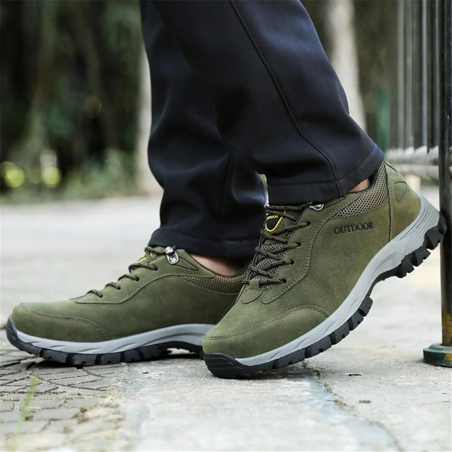 Breathable & Comfortable Sneaker Fashion Summer and Men Hiking Shoes Solid Color Lace Up Flat Bottom Comfortable Non