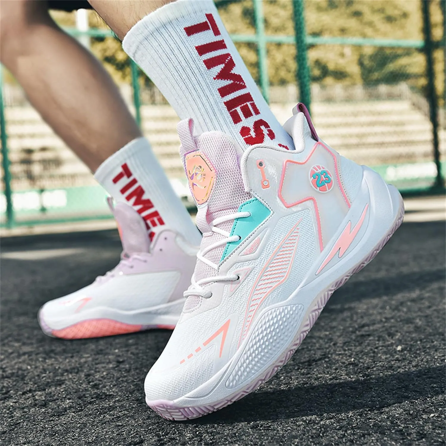 Mens Lace Up Breathable Mesh Basketball Shoes Fashion High Top Sneakers Casual Ourdoor Walking Hiking Travel Lightweight Sports Shoes