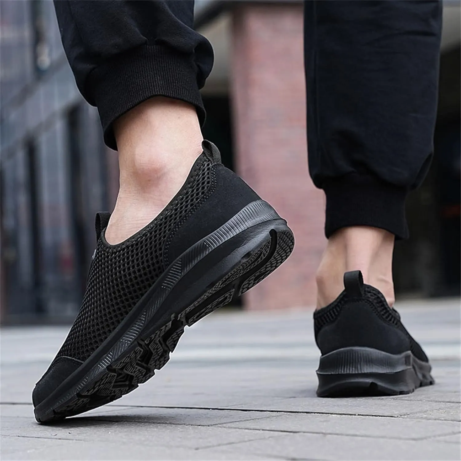 Men's Running Shoes Comfortable Lightweight Breathable Walking Shoes Mesh Workout Casual Sports Shoes