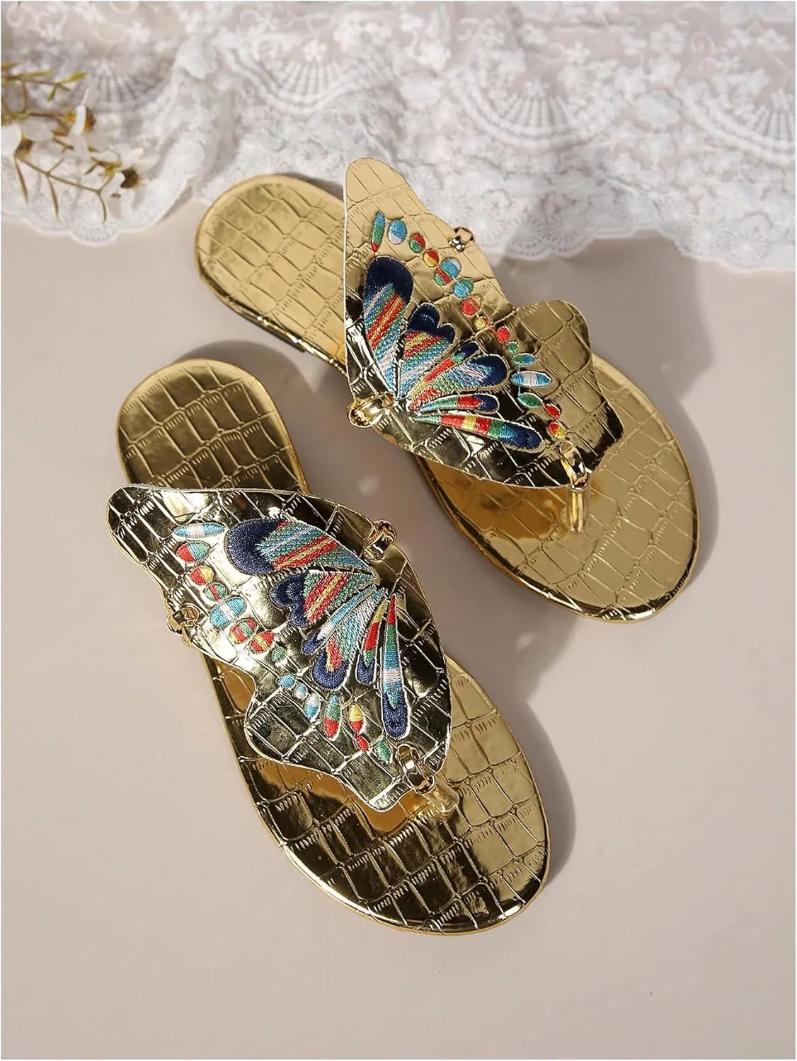 Women's Boho Butterfly Thong Sandals Metallic Open Toe Flip Flops Dressy Flat Sandals Casual Vacation Beach Slippers