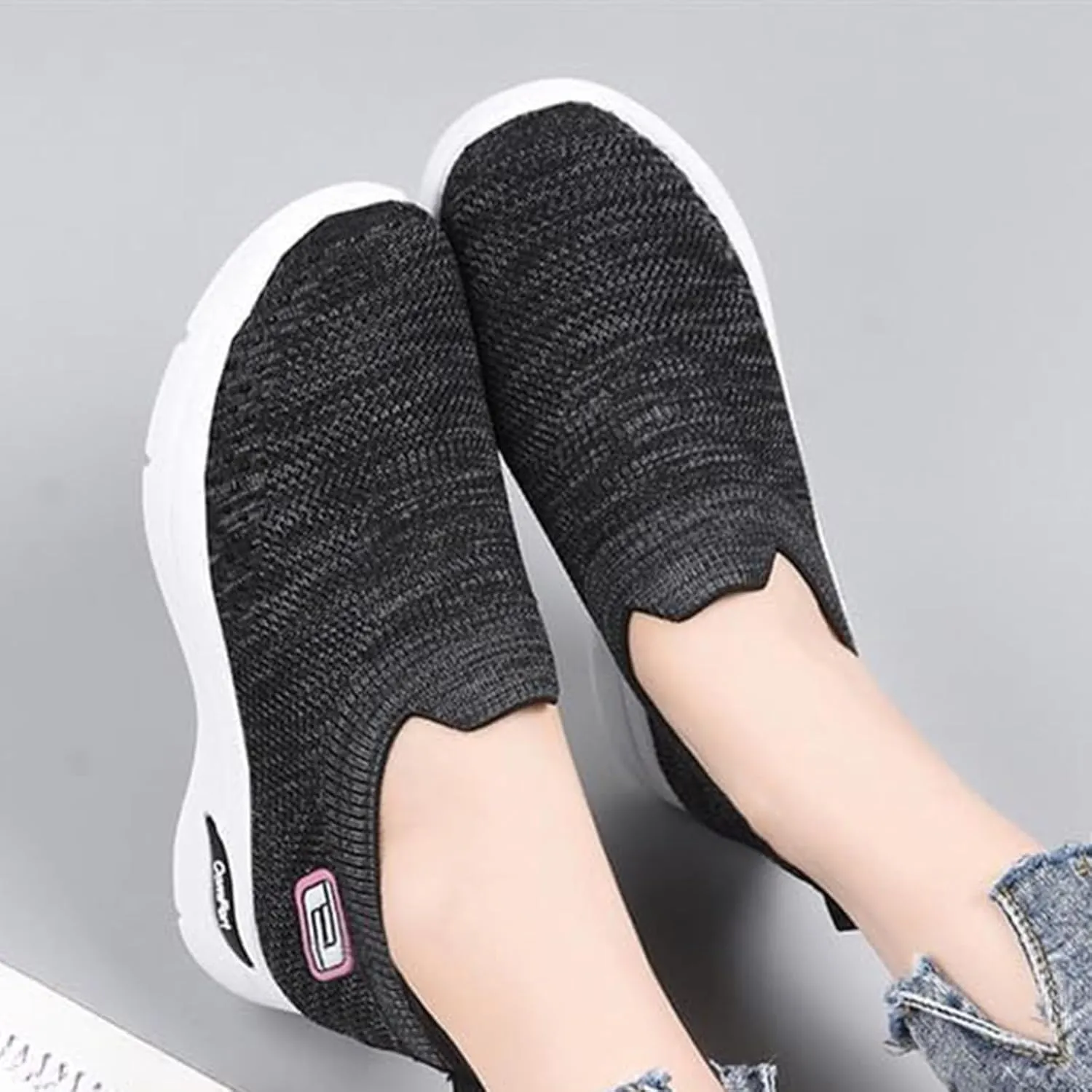 Women's Casual Shoes Soft-Soled Woven Sneakers Lightweight Mesh Breathable Shoes Footwear Slip On Sneakers for Men Women