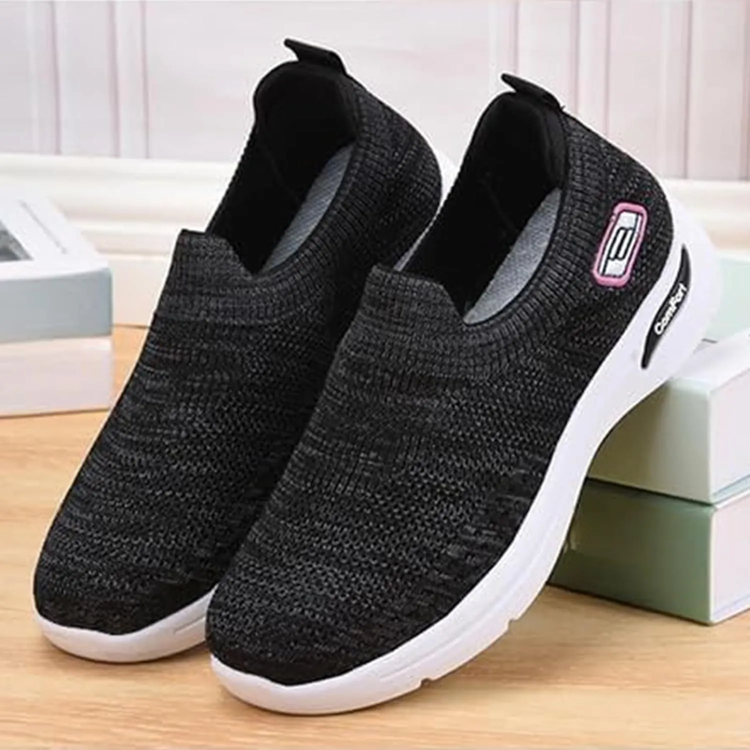 Women's Casual Shoes Soft-Soled Woven Sneakers Lightweight Mesh Breathable Shoes Footwear Slip On Sneakers for Men Women